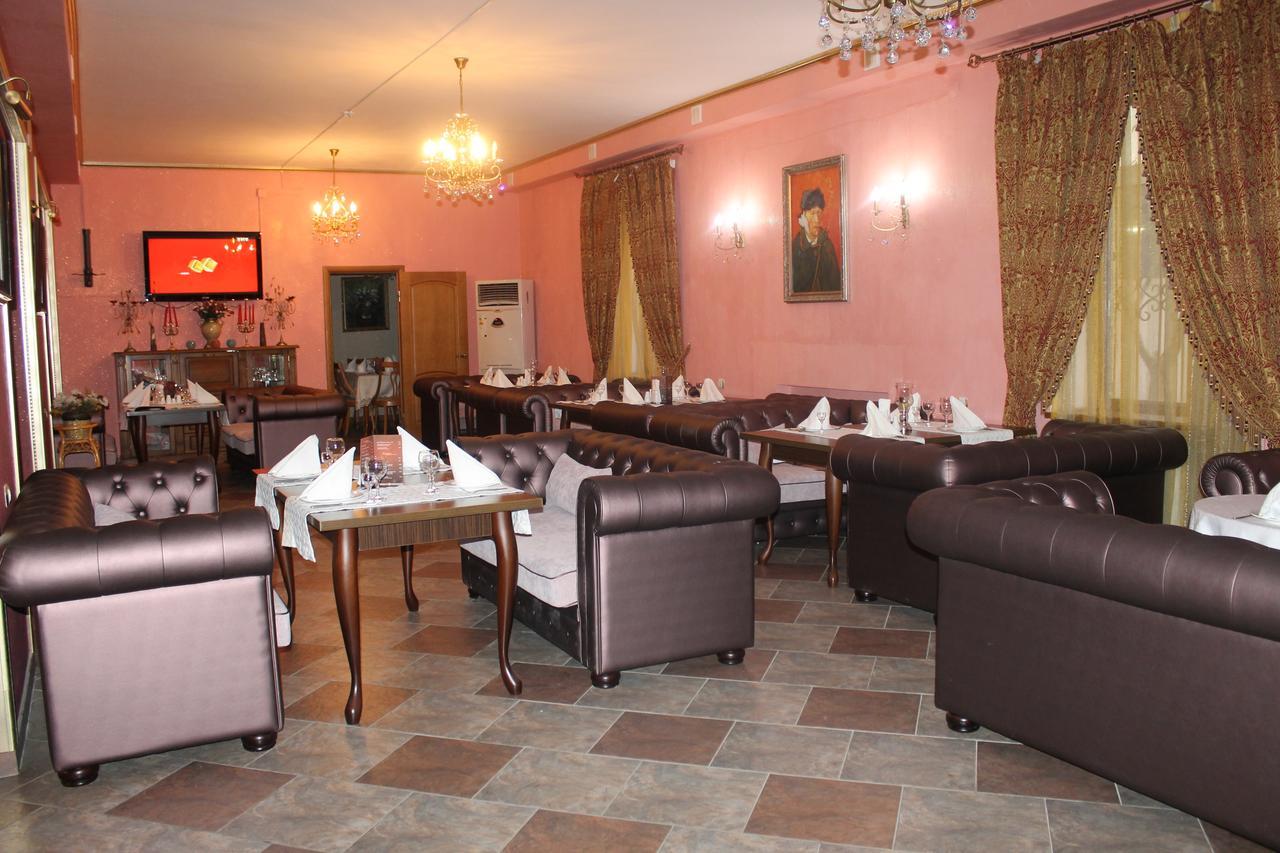Hotel Vangogh Kyzylorda Exteriör bild