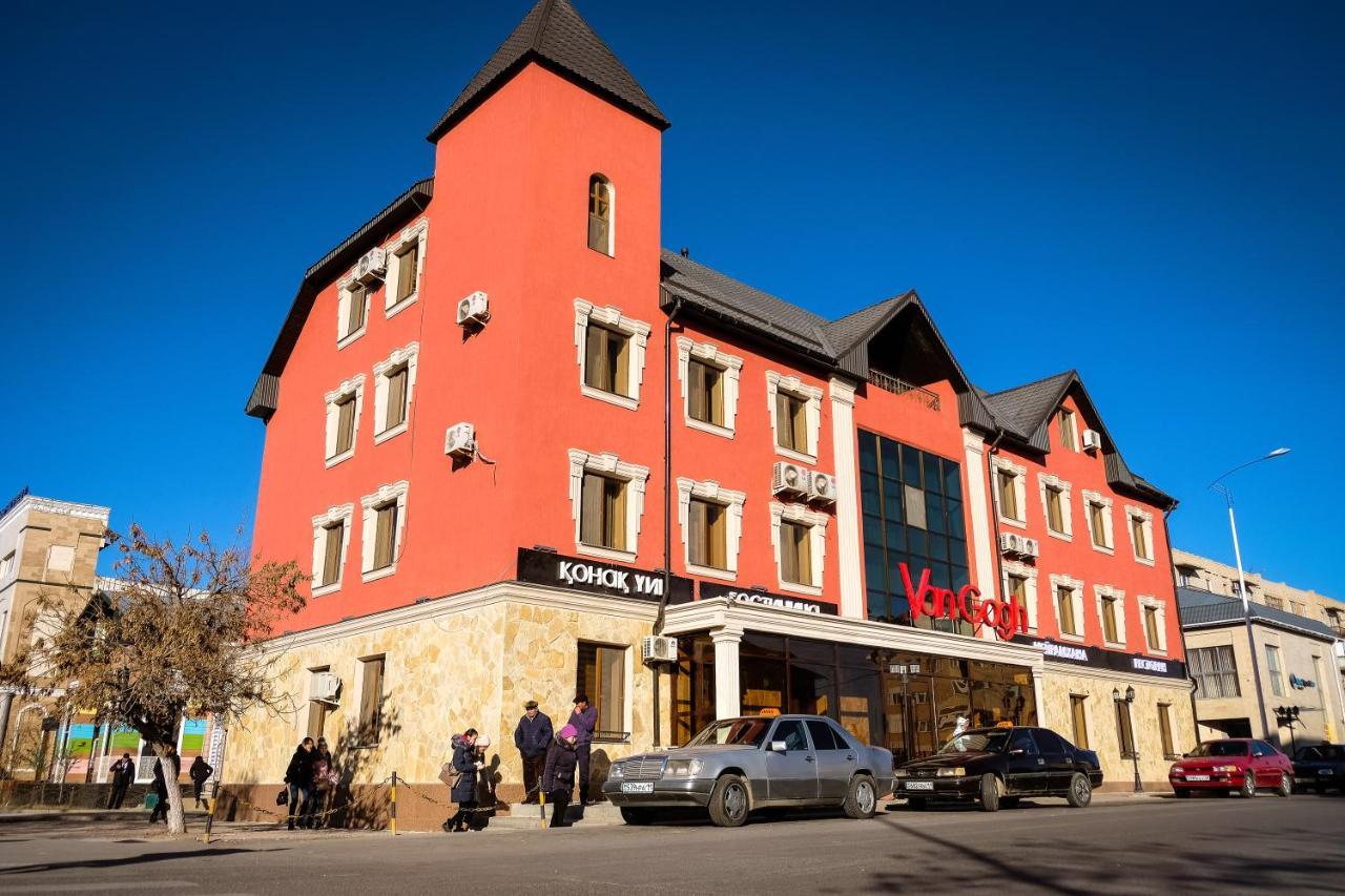Hotel Vangogh Kyzylorda Exteriör bild